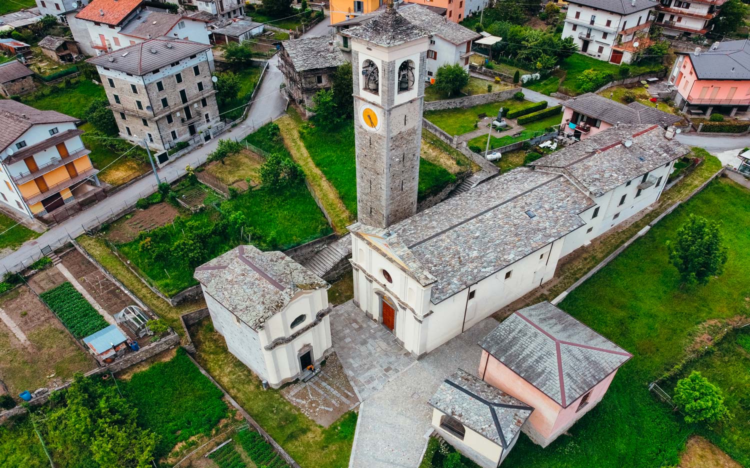 CIVO frazione CEVO - Sagrato chiesa di Santa Caterina